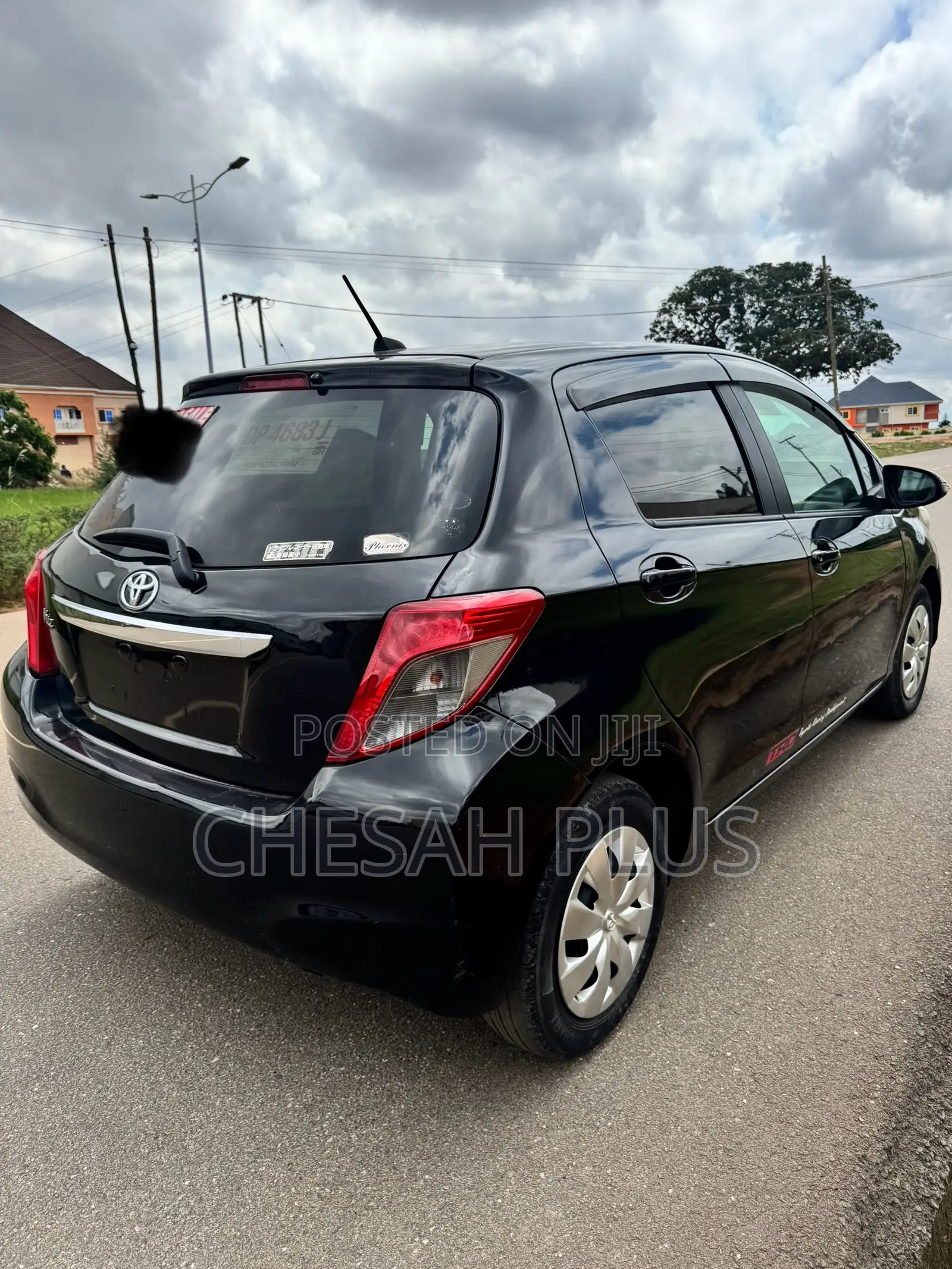 Toyota Vitz 2011 Black