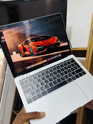 Laptop Apple MacBook Pro 2017 8GB Intel Core i5 SSD 256GB