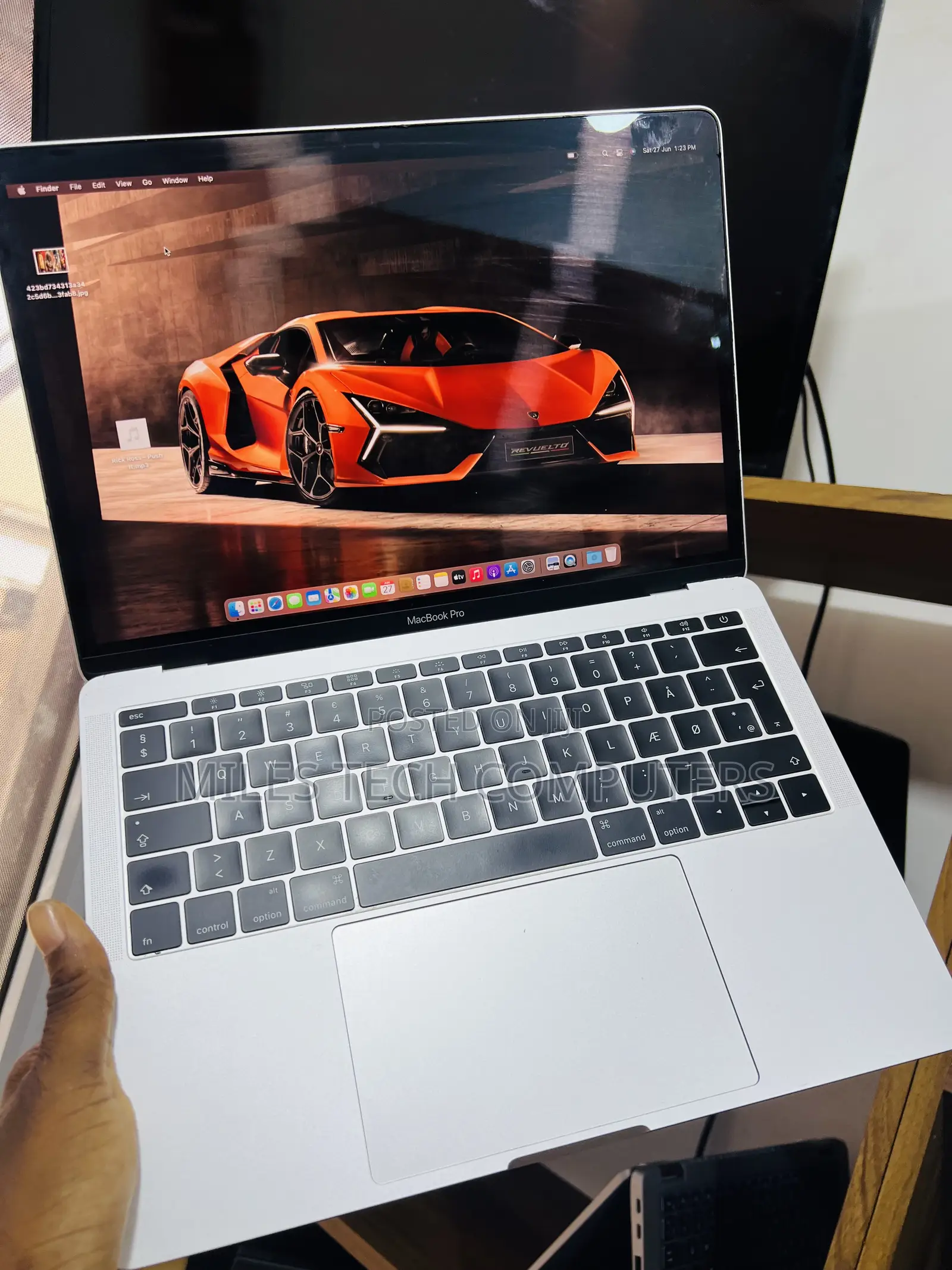 Laptop Apple MacBook Pro 2017 8GB Intel Core i5 SSD 256GB