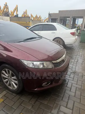 Honda Civic 2013 Red