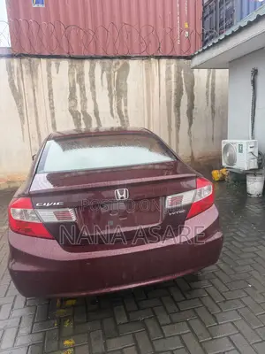 Honda Civic 2013 Red