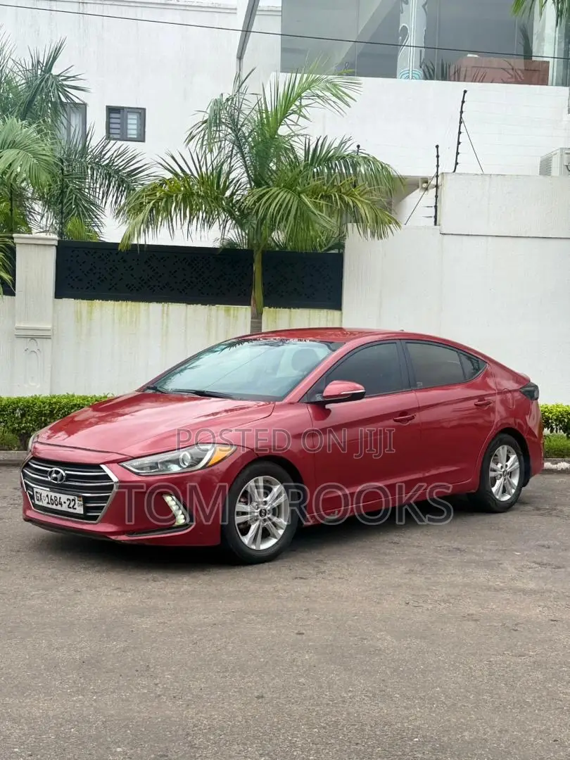 Hyundai Elantra 2016 Red