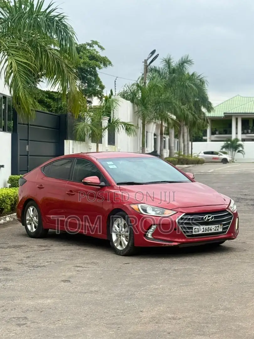 Hyundai Elantra 2016 Red
