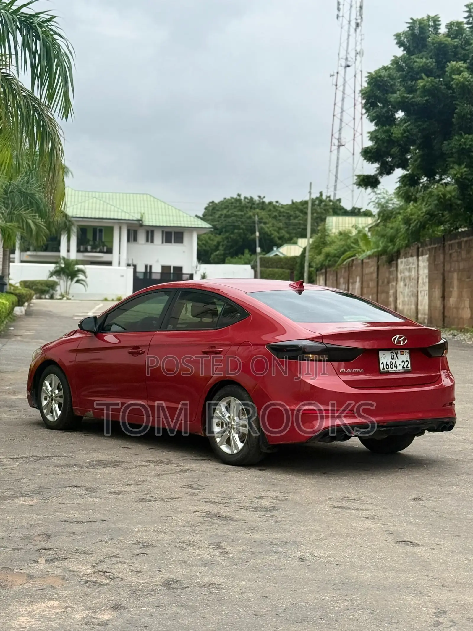 Hyundai Elantra 2016 Red