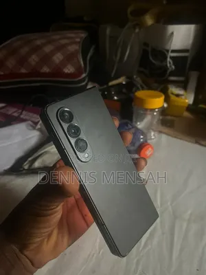 Samsung Galaxy Z Fold4 1 TB Black