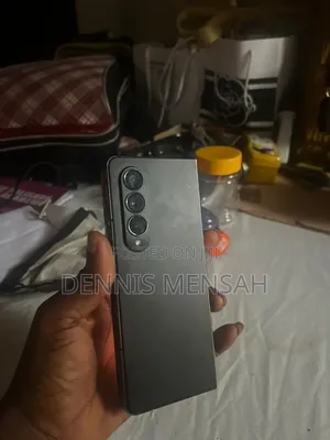 Samsung Galaxy Z Fold4 1 TB Black