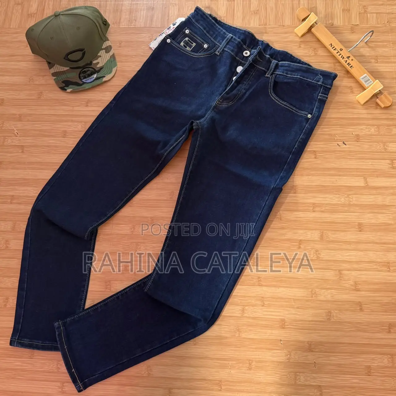 Men Qualify Jeans