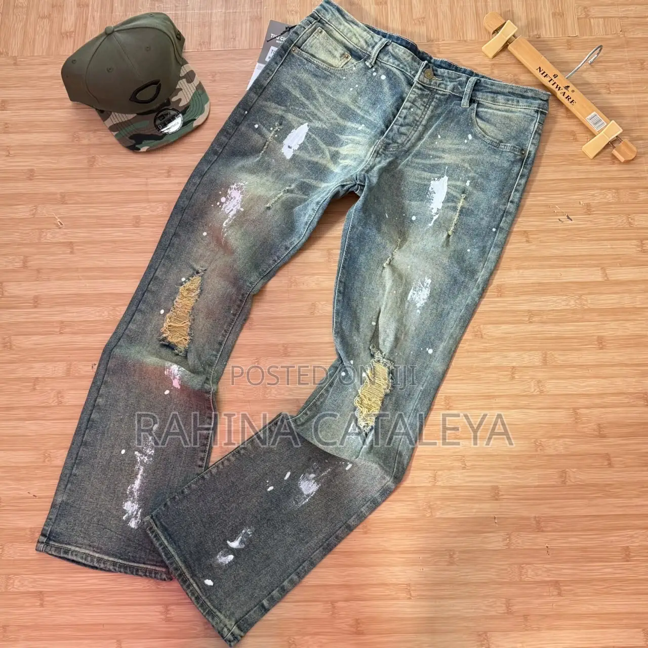 Men Qualify Jeans