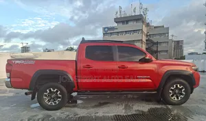Toyota Tacoma 4dr Double Cab 2016 Orange