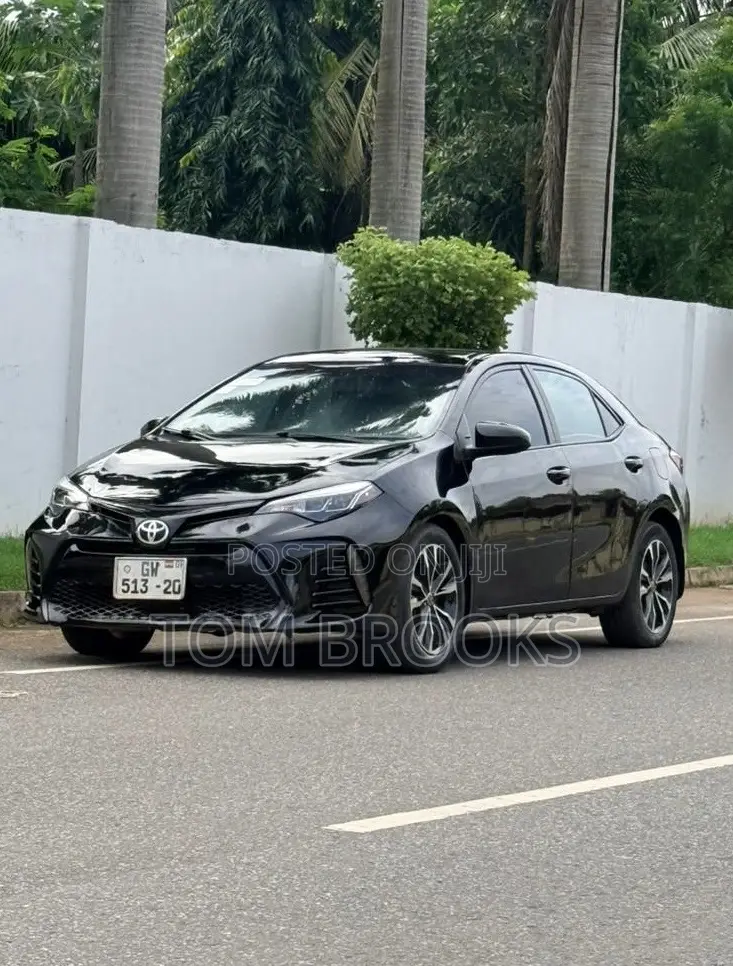 Toyota Corolla S 4dr Sedan (1.8L 4cyl CVT) 2014 Black