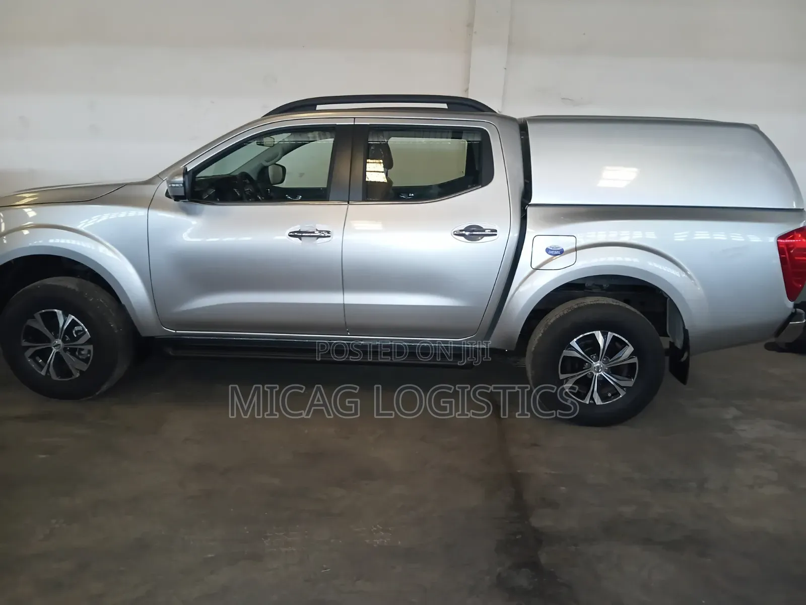 New Nissan Pick-Up 2025 Gray