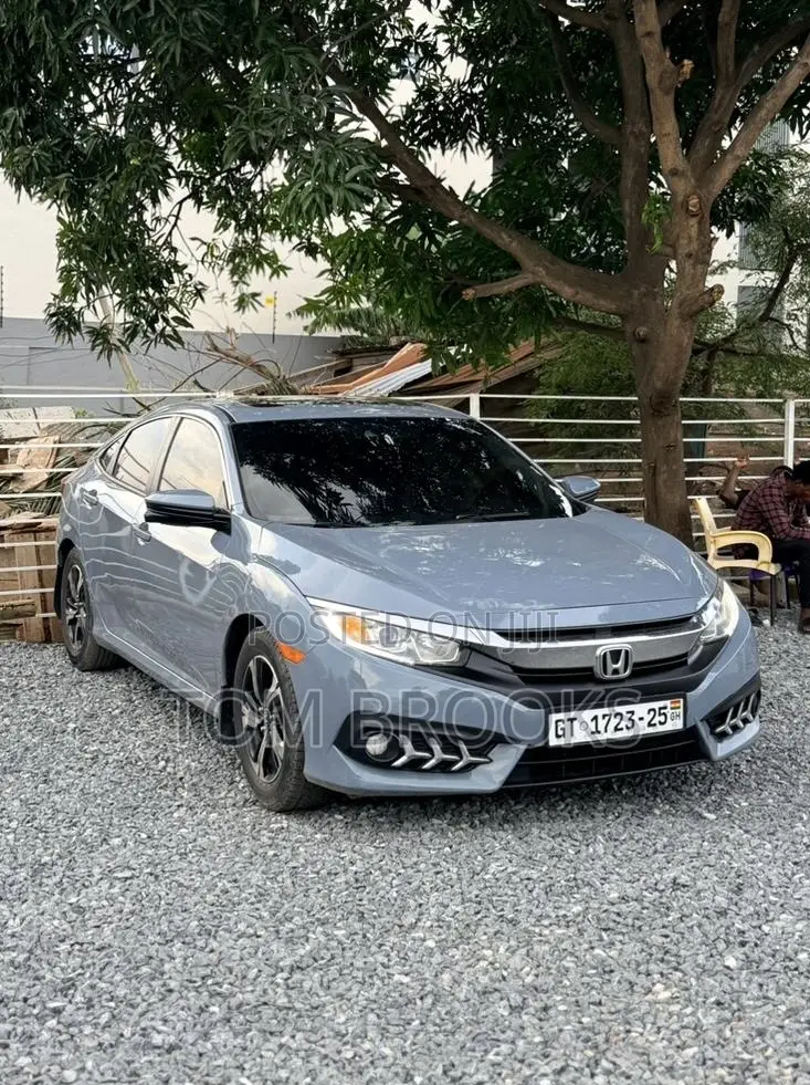 Honda Civic EX 4dr Sedan (2.0L 4cyl) 2017 Gray