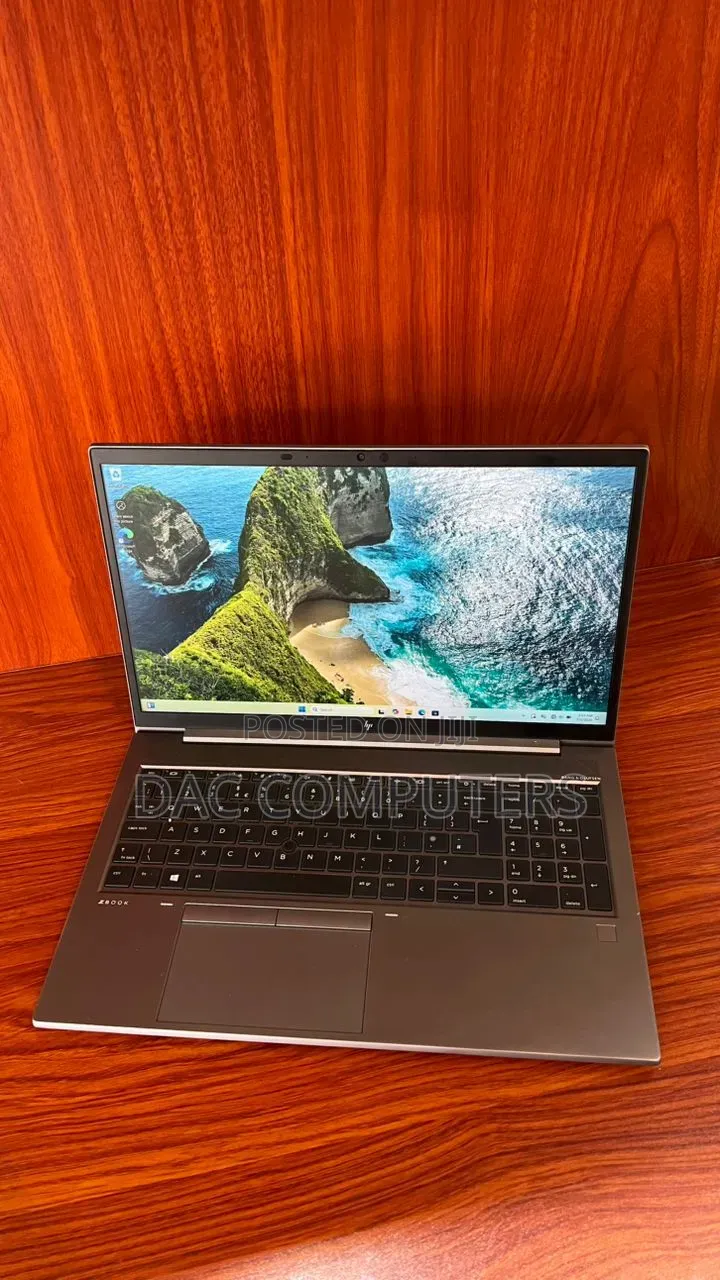 Laptop HP ZBook Firefly 15 G7 16GB Intel Core i7 SSD 256GB