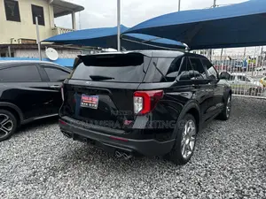 Ford Explorer ST 2022 Black