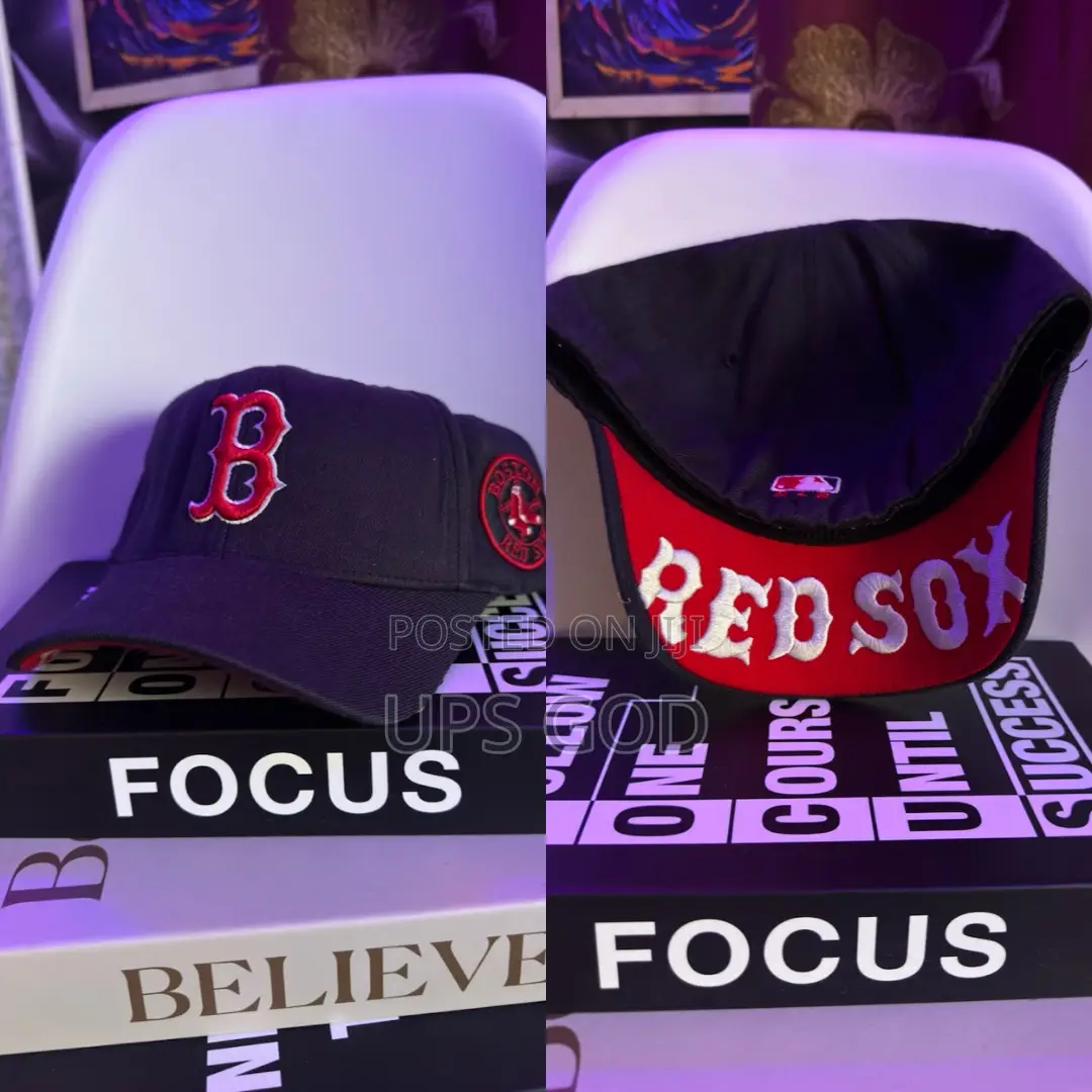 Thrift Round Caps
