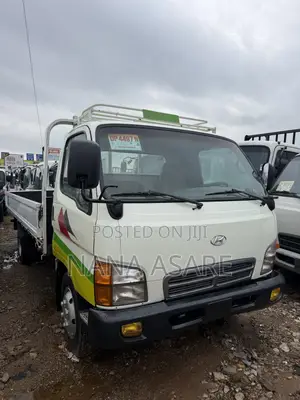 Hyndai Mighty 2