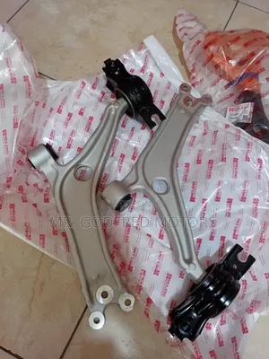 Honda Accord 2022-25 Lower Control Arm Pair. Original