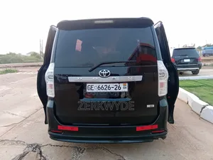 Toyota Voxy for Rent