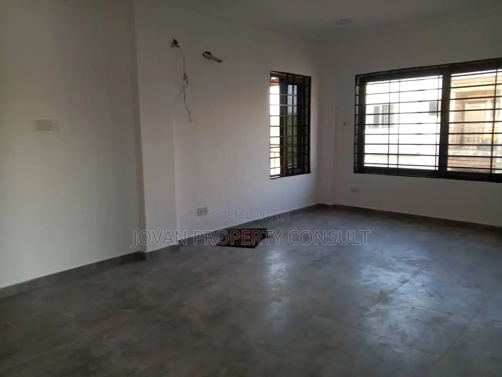 1bdrm Room & Parlour in Ablekuman for rent