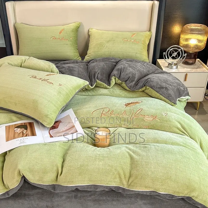 Milk Velvet 4 PCS Quilt