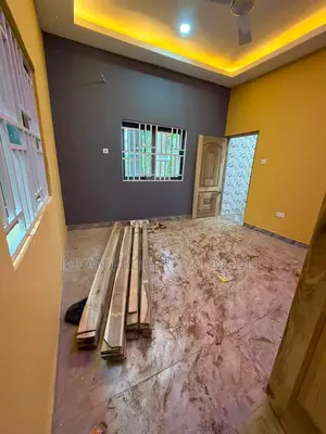 2bdrm Apartment in Ofankor, Barrier for rent