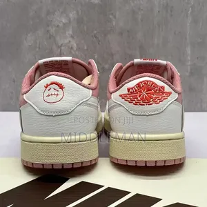 Travis Scott X Air Jordan 1 Low Og "Shy Pink"
