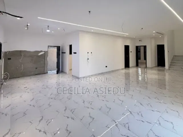 4bdrm House in Accra Metropolitan for sale