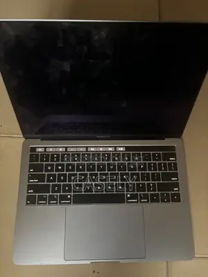 Laptop Apple MacBook Pro 2020 8GB Intel Core i5 SSD 500GB
