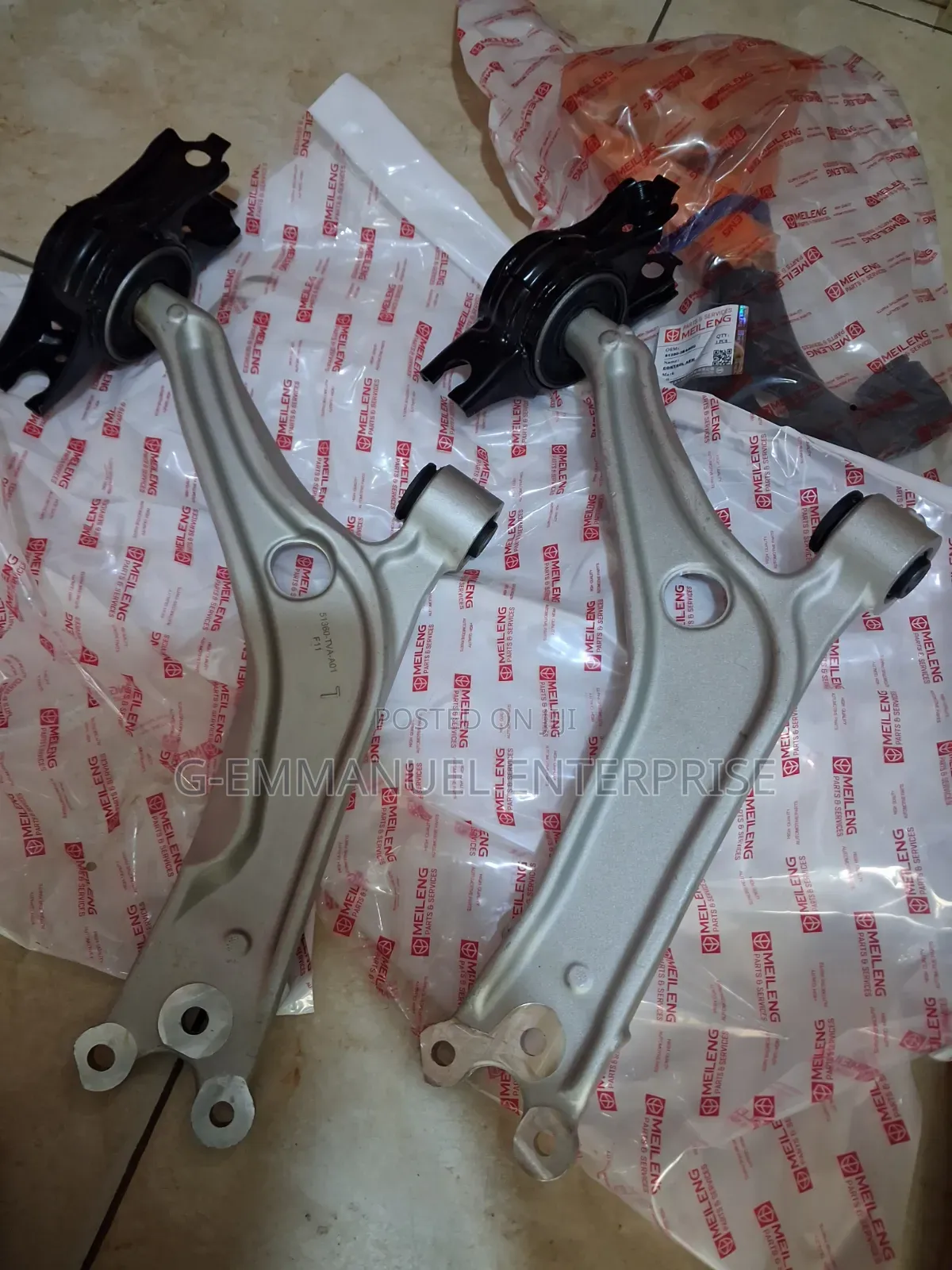 Honda Civic 2023,24,25 Lower Control Arms Pair. Original.