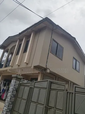 2bdrm Apartment in Adenta, Frafraha for rent