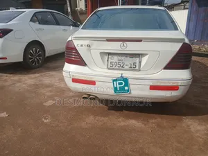 Mercedes-Benz C230 2005 White