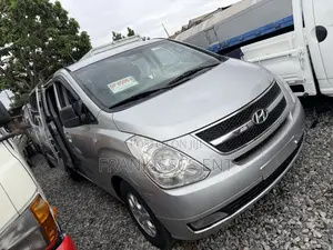 Hyundai Starex 2013 Grey
