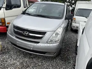 Hyundai Starex 2013 Grey