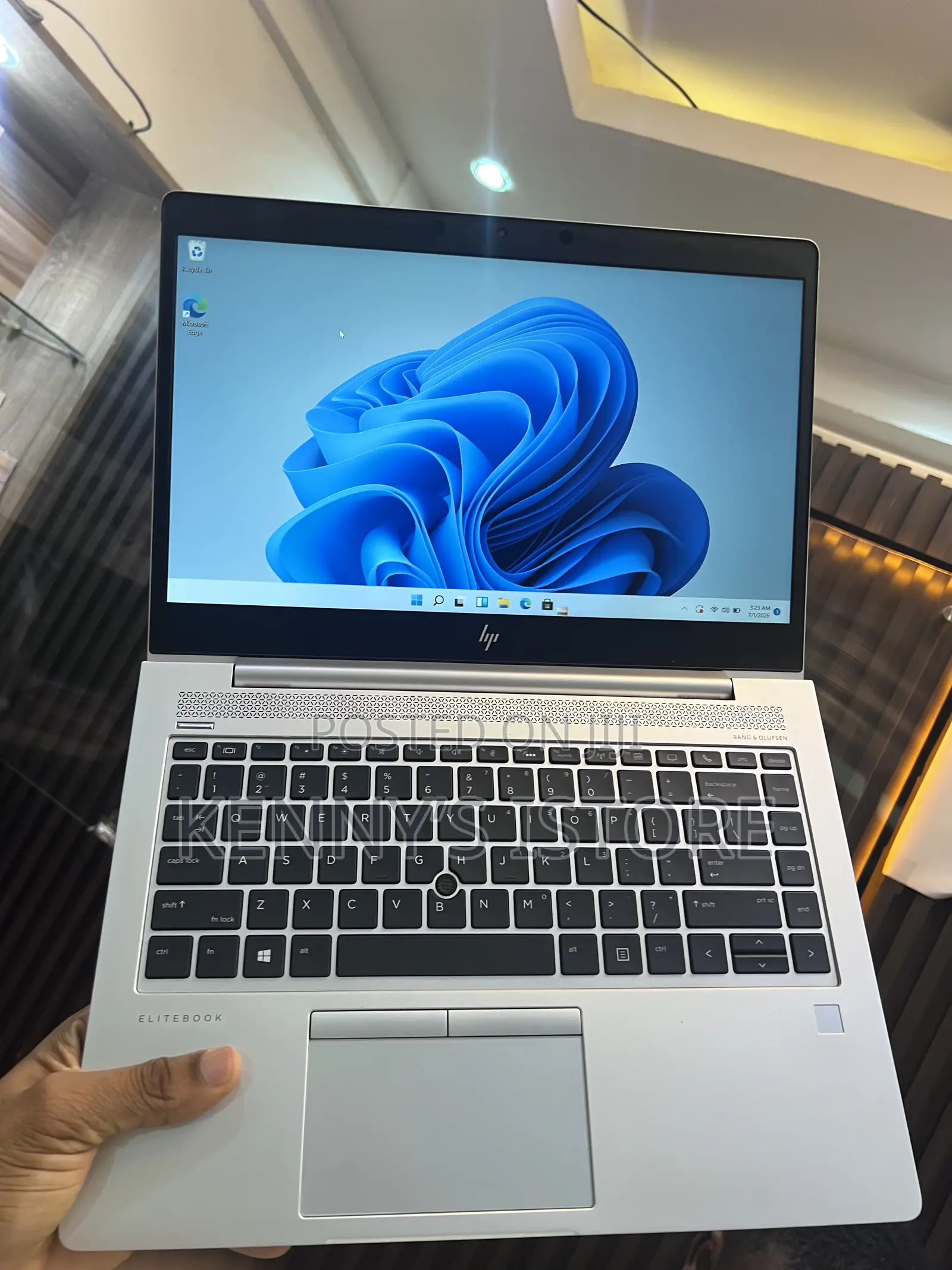 New Laptop HP EliteBook 840 G6 8GB AMD Ryzen 5 SSD 256GB