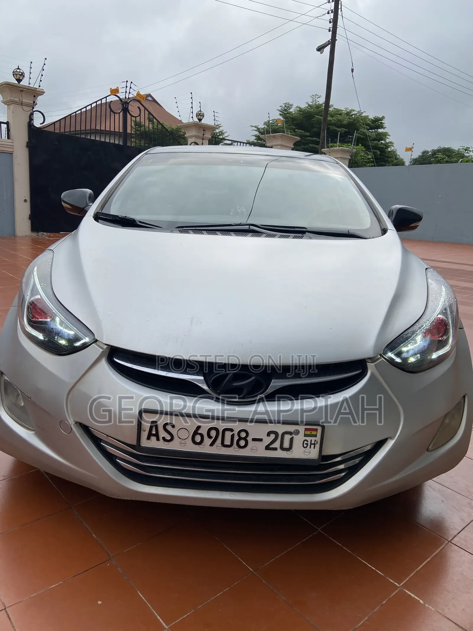Hyundai Elantra Limited Sedan FWD (1.8L 4cyl 6A) 2013 Silver