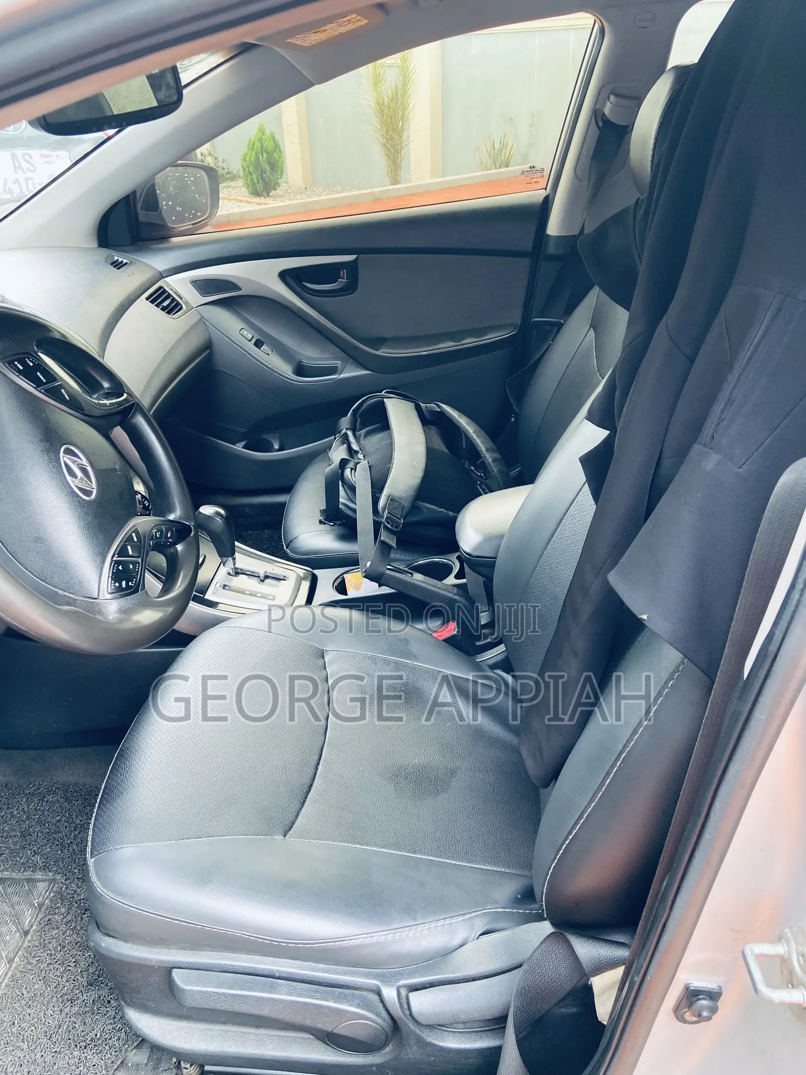 Hyundai Elantra Limited Sedan FWD (1.8L 4cyl 6A) 2013 Silver