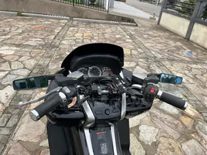 Yamaha Majesty 2022 Black