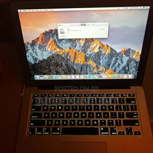 Laptop Apple MacBook Air 2011 4GB Intel Core i7 SSD 256GB
