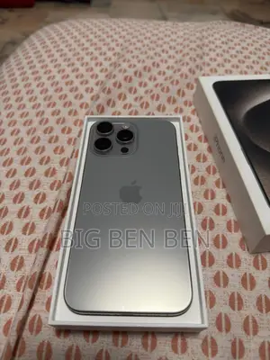Apple iPhone 15 Pro Max 256 GB