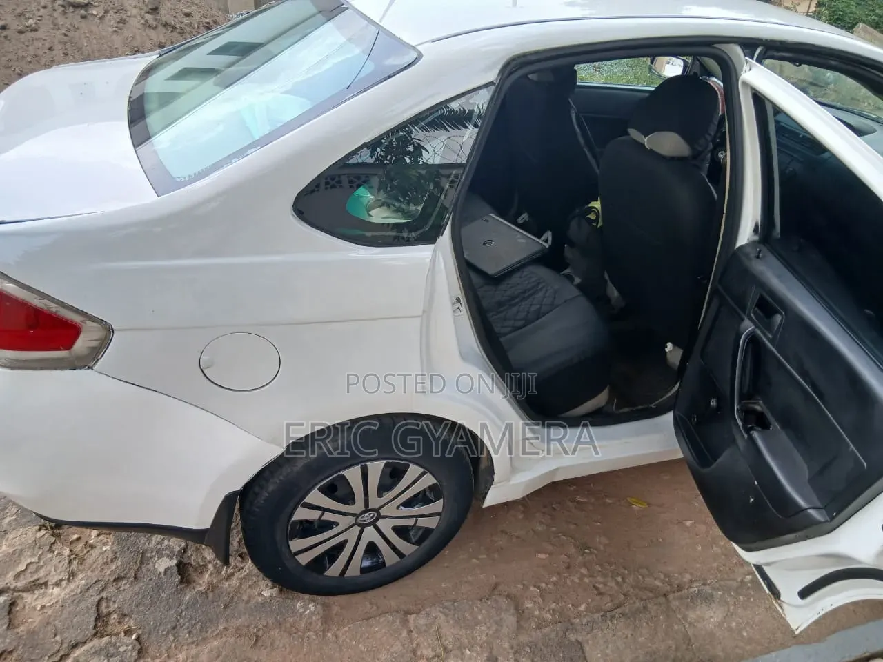 Ford Focus 2011 White