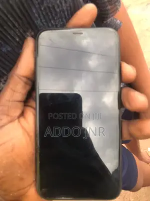 Apple iPhone XR 64 GB Black