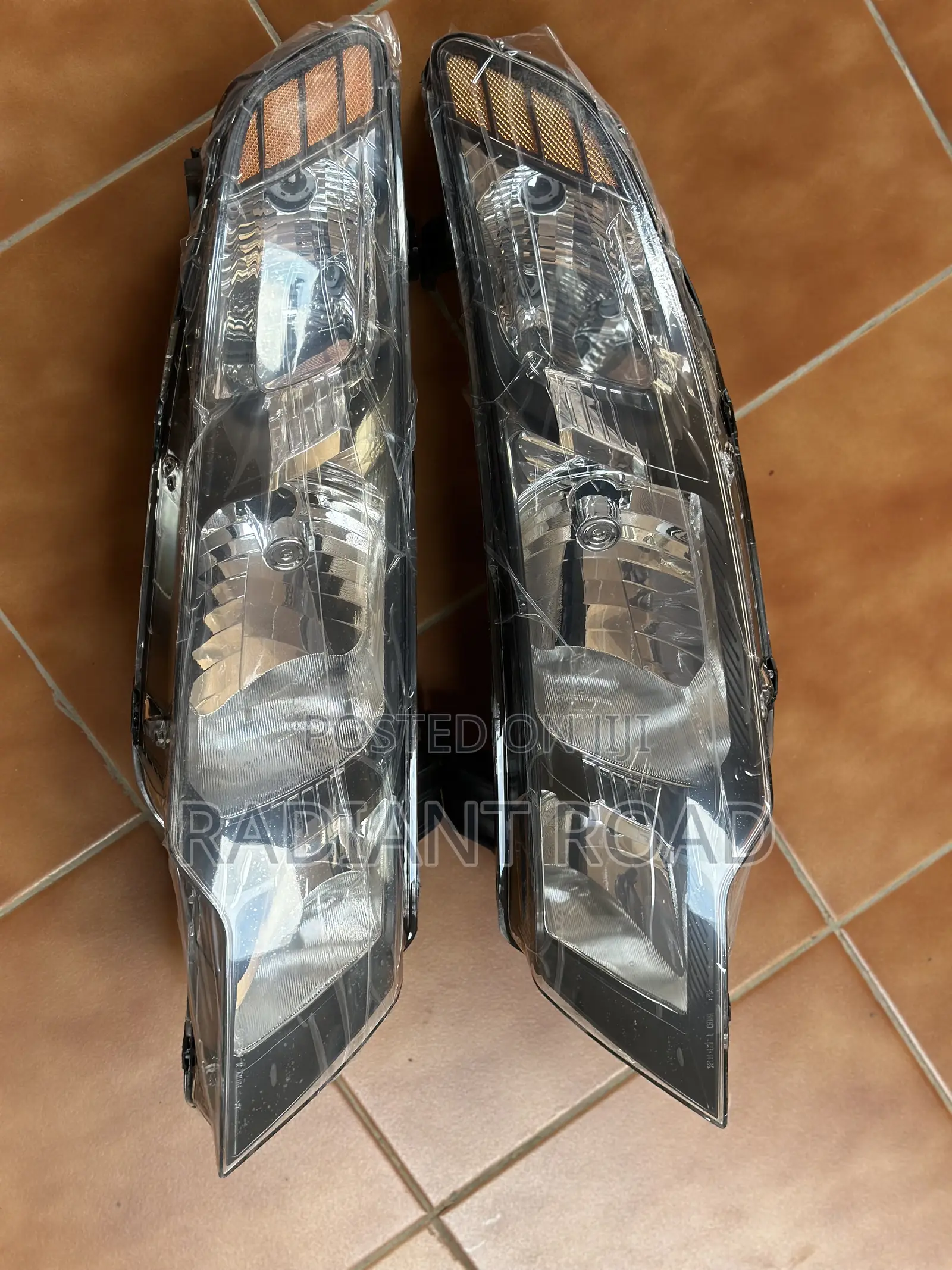 Kia Forte 2009 ,2010 , 2011, 2012 , 2013 Headlight