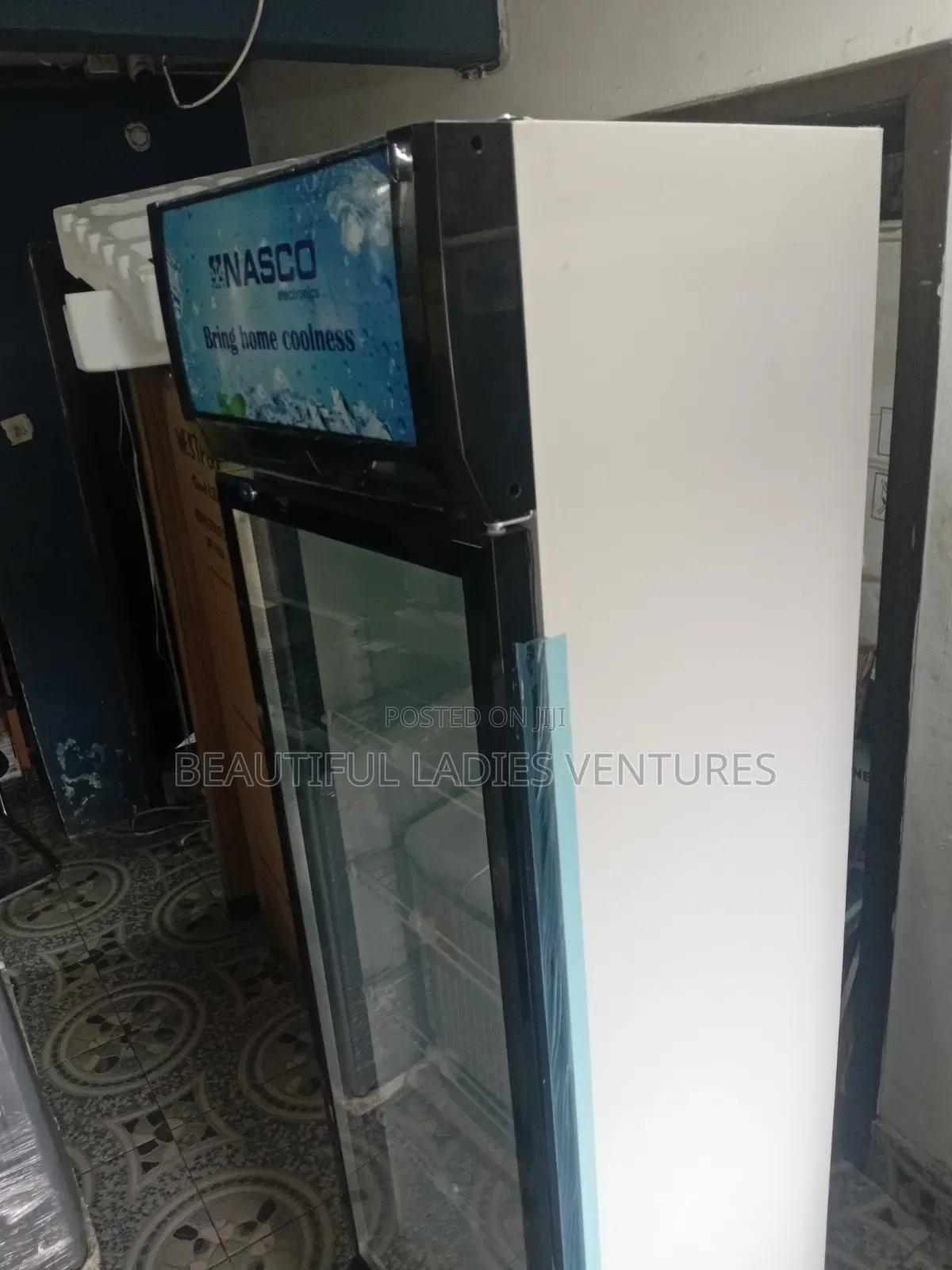 Wide Viewing Glass