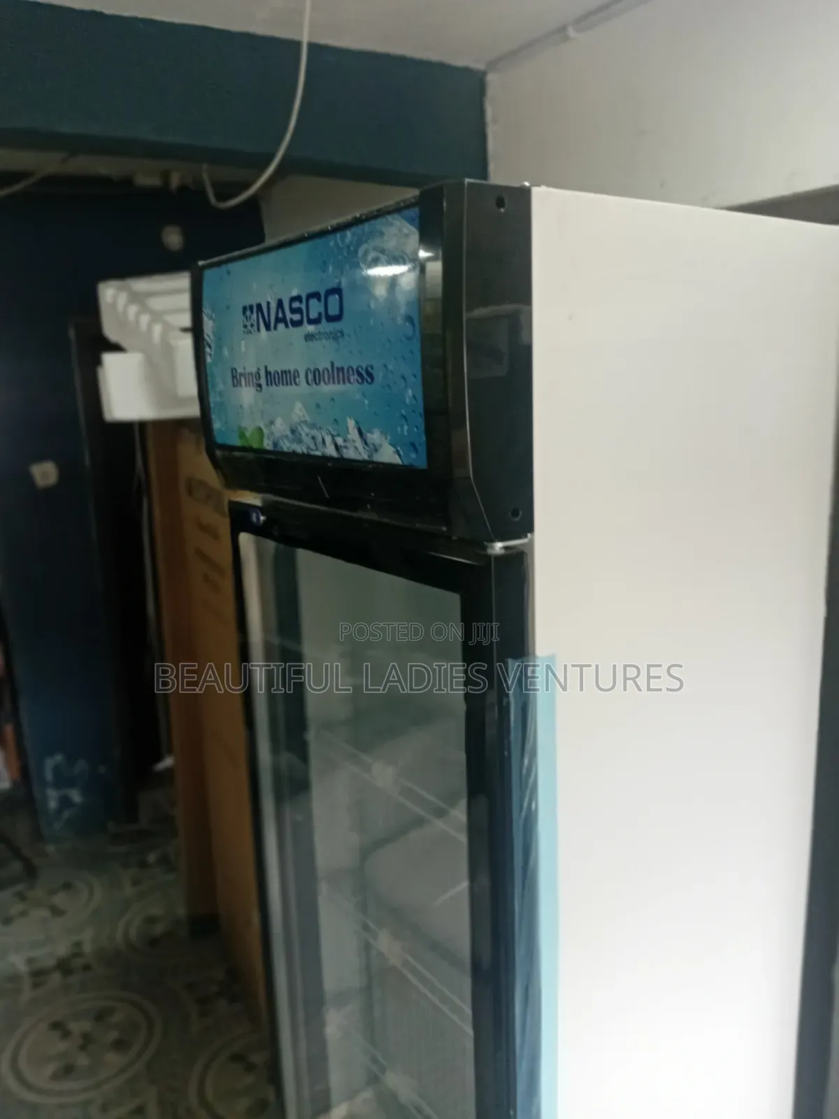 Wide Viewing Glass