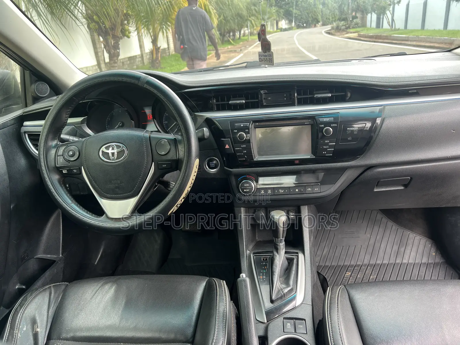 Toyota Corolla 2015 Black
