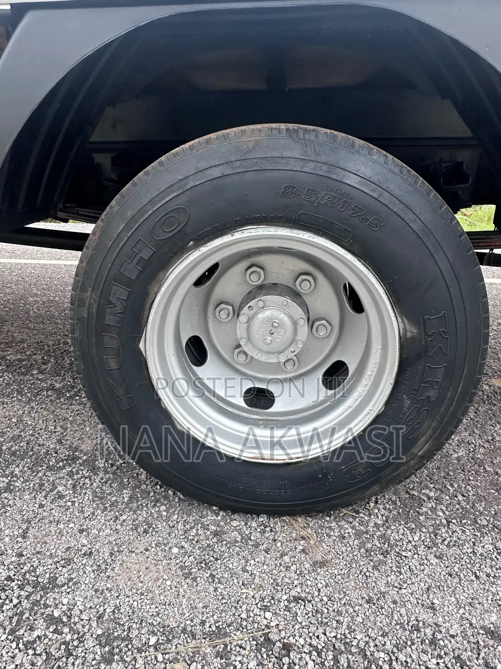 Hyundai Mighty 2 3.5 Ton 6 Holes