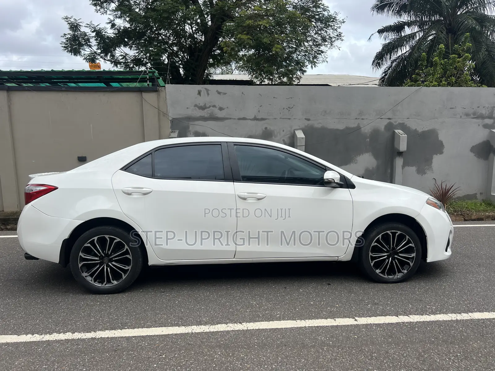 Toyota Corolla 2014 White