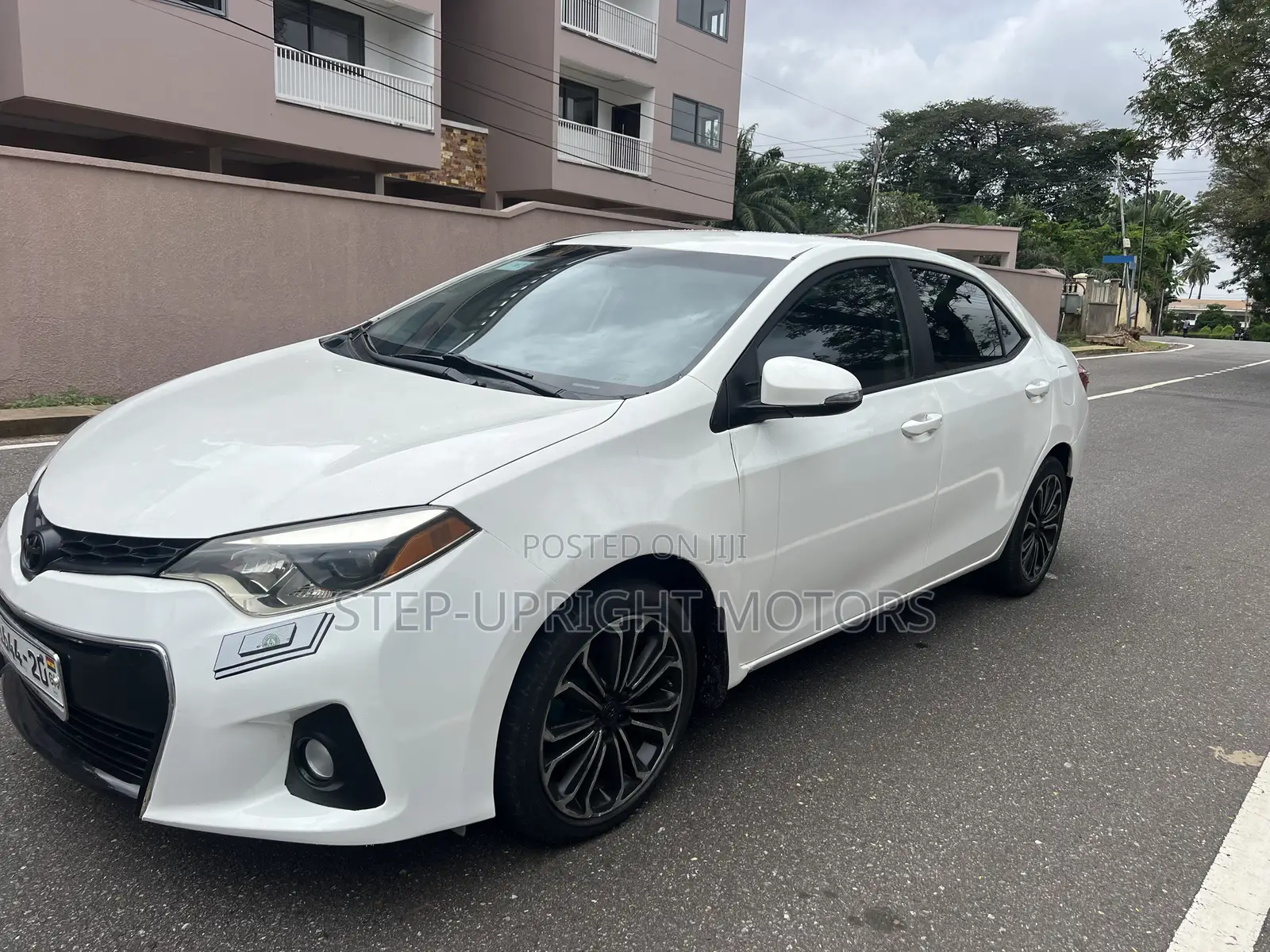 Toyota Corolla 2014 White