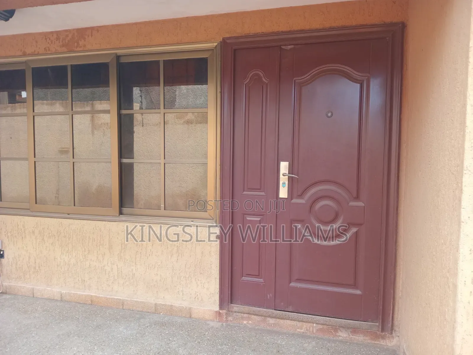 4bdrm Apartment in Dansoman for rent