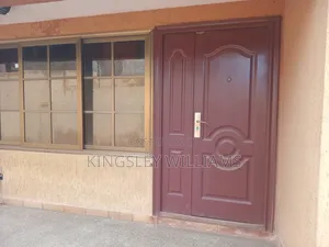 4bdrm Apartment in Dansoman for rent